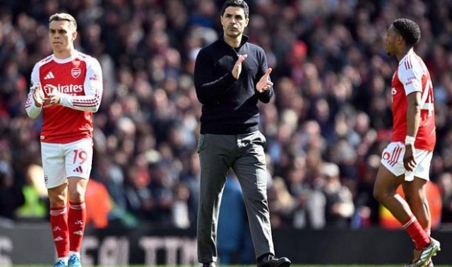 阿森纳又掉链子！近4场3败已丢2冠 44岁塔帅羞愧捂脸：挨了记重拳