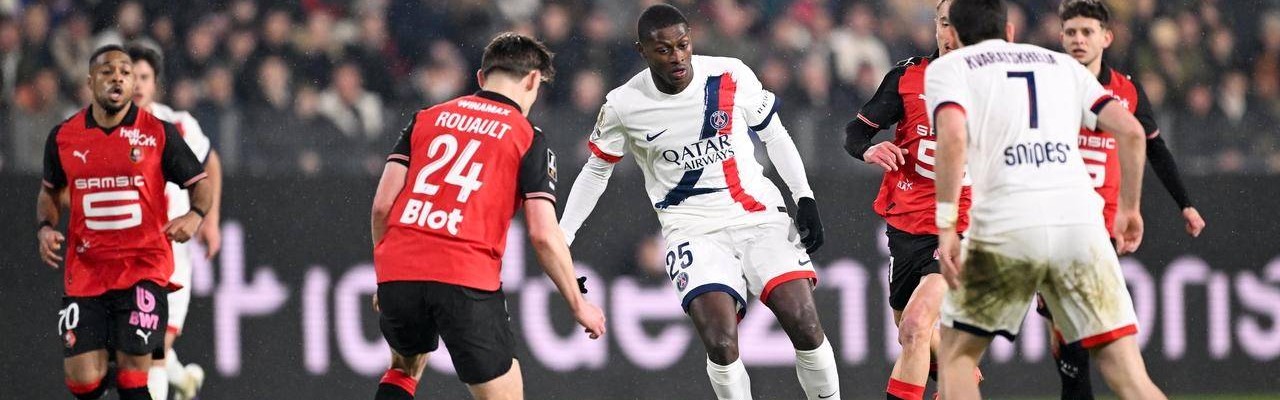 法甲争冠白热化：1-3，巴黎圣日耳曼7连胜终结,多赛一场仅领先2分