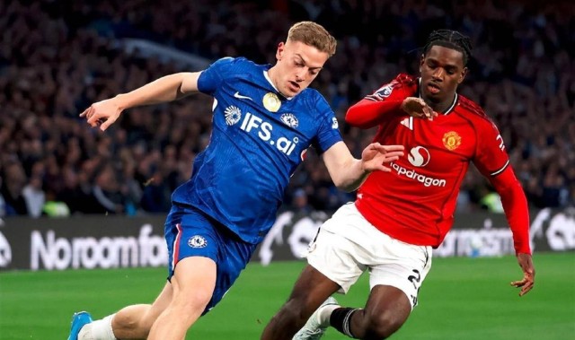 曼联弃将一战成名！200万PK6000万，阿森纳青训遗珠踢出英超最硬一战