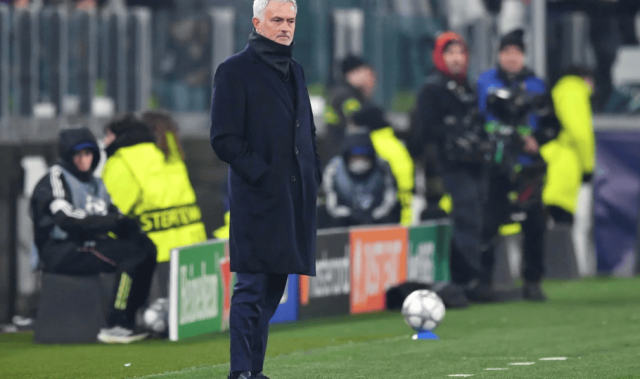 本菲卡迎战皇马前，穆帅前往医院1小时，治疗耳朵发炎